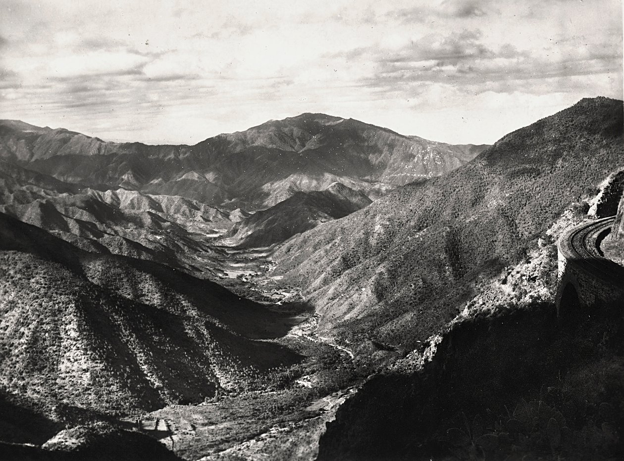 „Ein Imperium aufbauen“ im faschistischen Zeitalter: das Dorfu-Tal, 09/05/1936 von Modestino Baldinetti