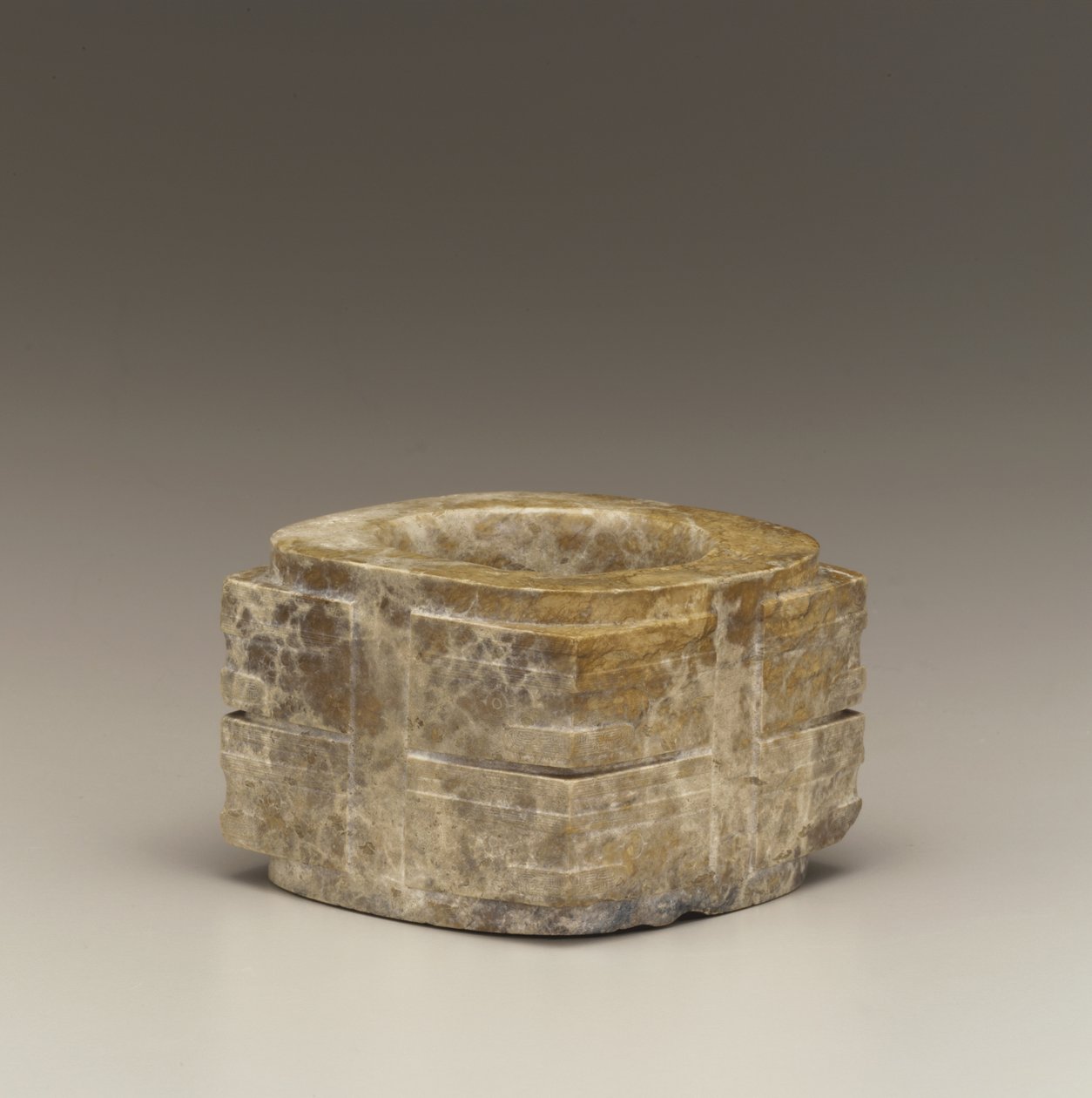 Kurzes Rohr (cong), Region des Tai-Sees, Liangzhu-Kultur, 3300-2250 v. Chr. von Neolithic Period Chinese School