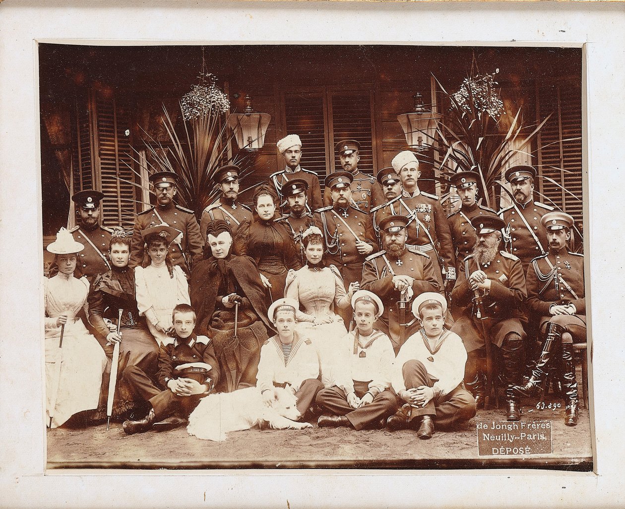 Die Romanows: Die Familie des Kaisers Alexander III. von Neuilly sur Seine . Photo studio