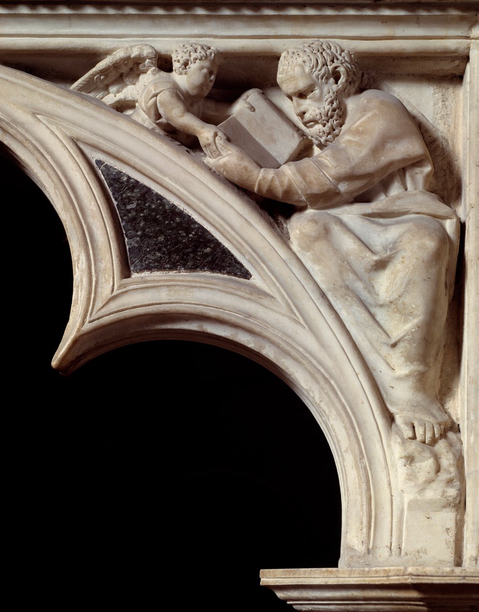 Gotische Kunst: „Heiliger Matthäus Evangelist“ (Detail) von Nicola Pisano