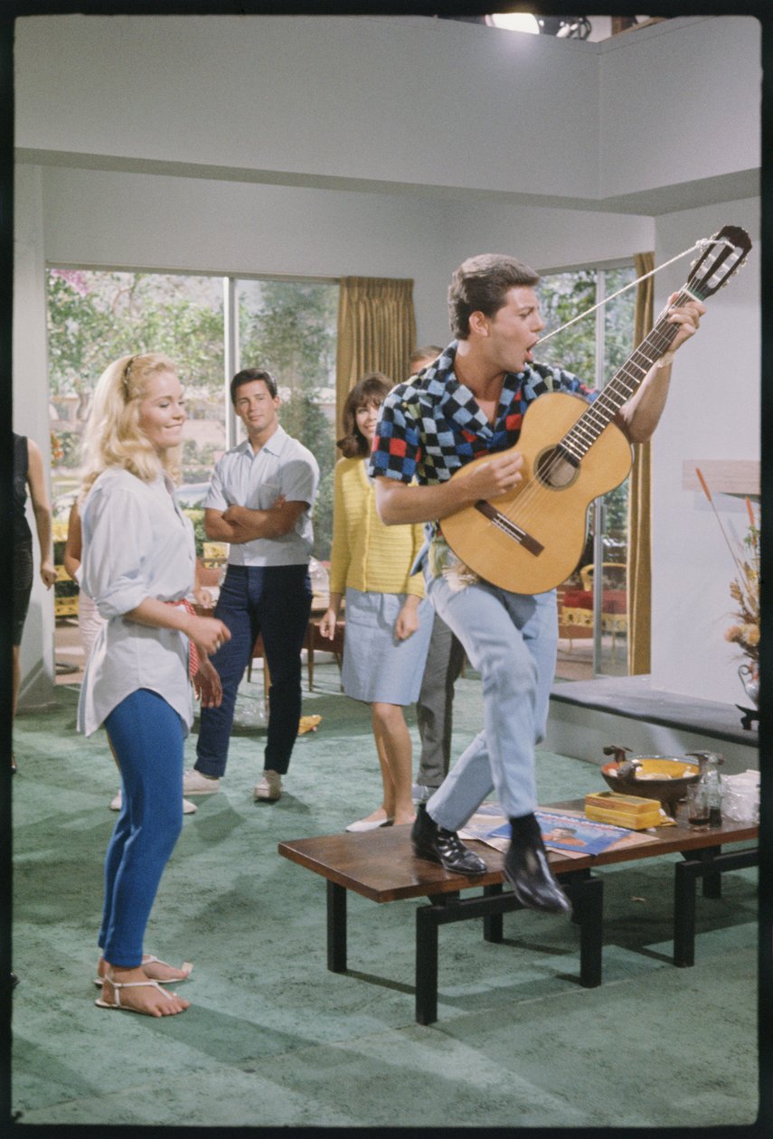 Frankie Avalon und Tuesday Weld am Set von 