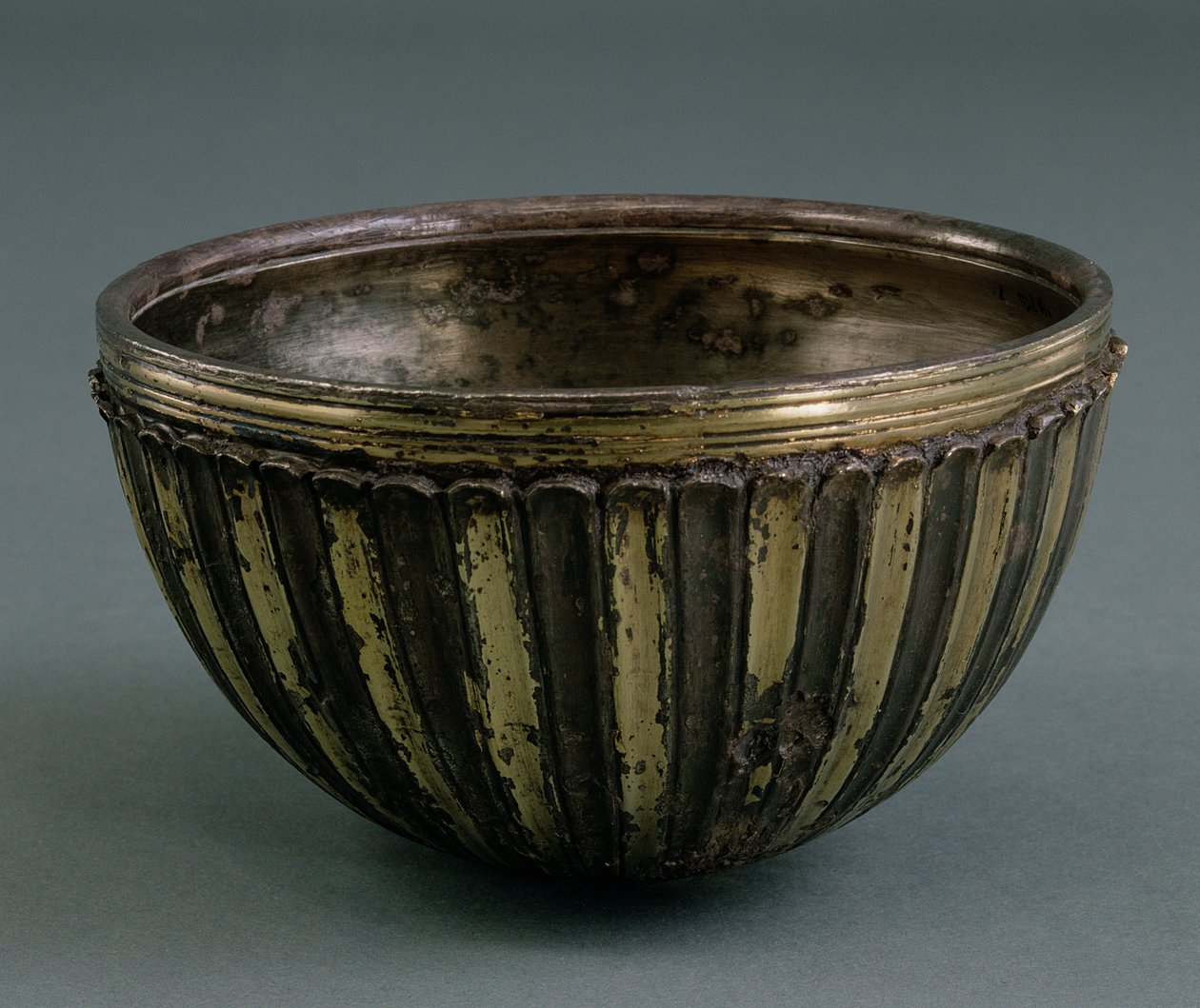 Parthische Schale, Iran, ca. 100-200 n. Chr. (versilbertes Silber) von Parthian School