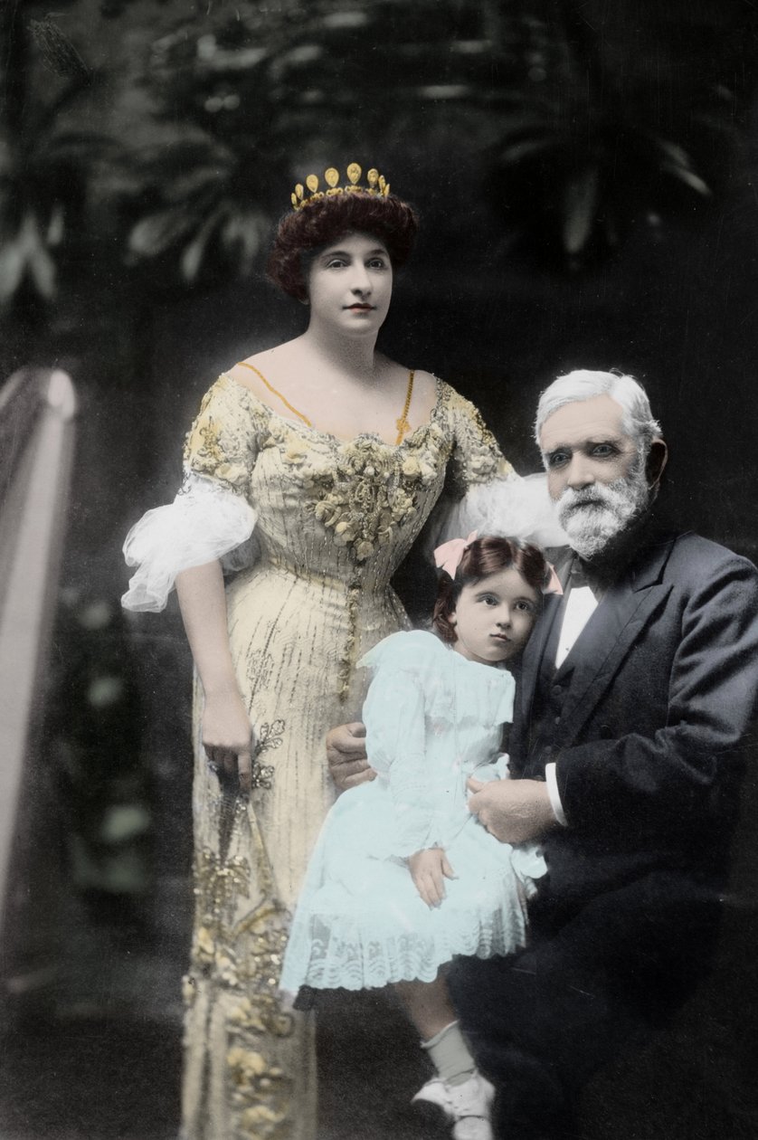 Australische Sängerin Nellie (Nelly) Melba (1861-1931) mit ihrem Vater und einem unbekannten kleinen Mädchen. Melbourne, frühes 20. Jahrhundert von Photographer Australian