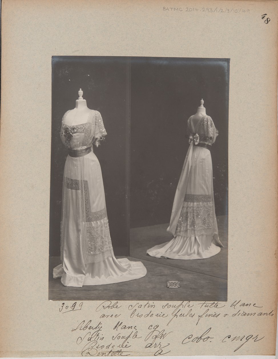 Albumseite: House of Worth, Ballkleid von Photographer French