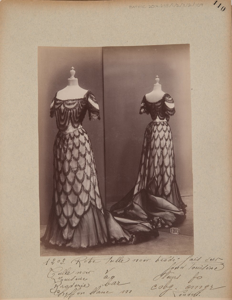 Albumseite: House of Worth, Ballkleid von Photographer French
