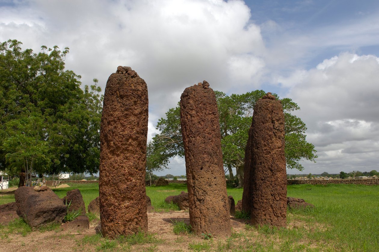 Urgeschichte: Megalithischer Steinkreis von Wassu, Gambia (Foto) von Prehistoric Prehistoric