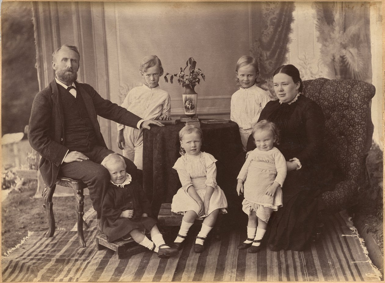 Mr. Robert Holtz und Familie (Rückseite) von Raja Deen Dayal