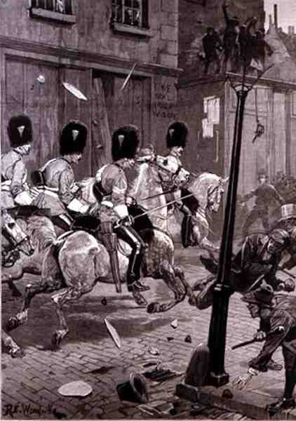 Die Agitation der Irish Land League: Scots Greys stürmen den Mob in Limerick, aus The Illustrated London News, 29. Oktober 1881 von Richard Caton II Woodville