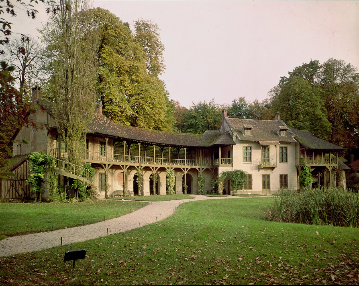 Das Hameau von Marie-Antoinette (1755-93), erbaut 1783-86 von Richard Mique