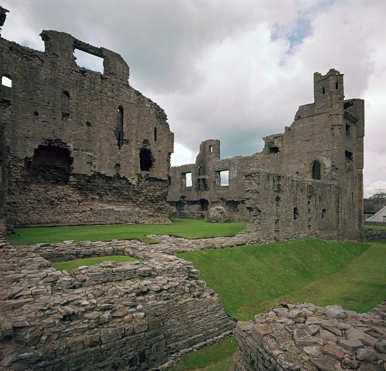 Middleham Castle von Robert Fitzrandolph