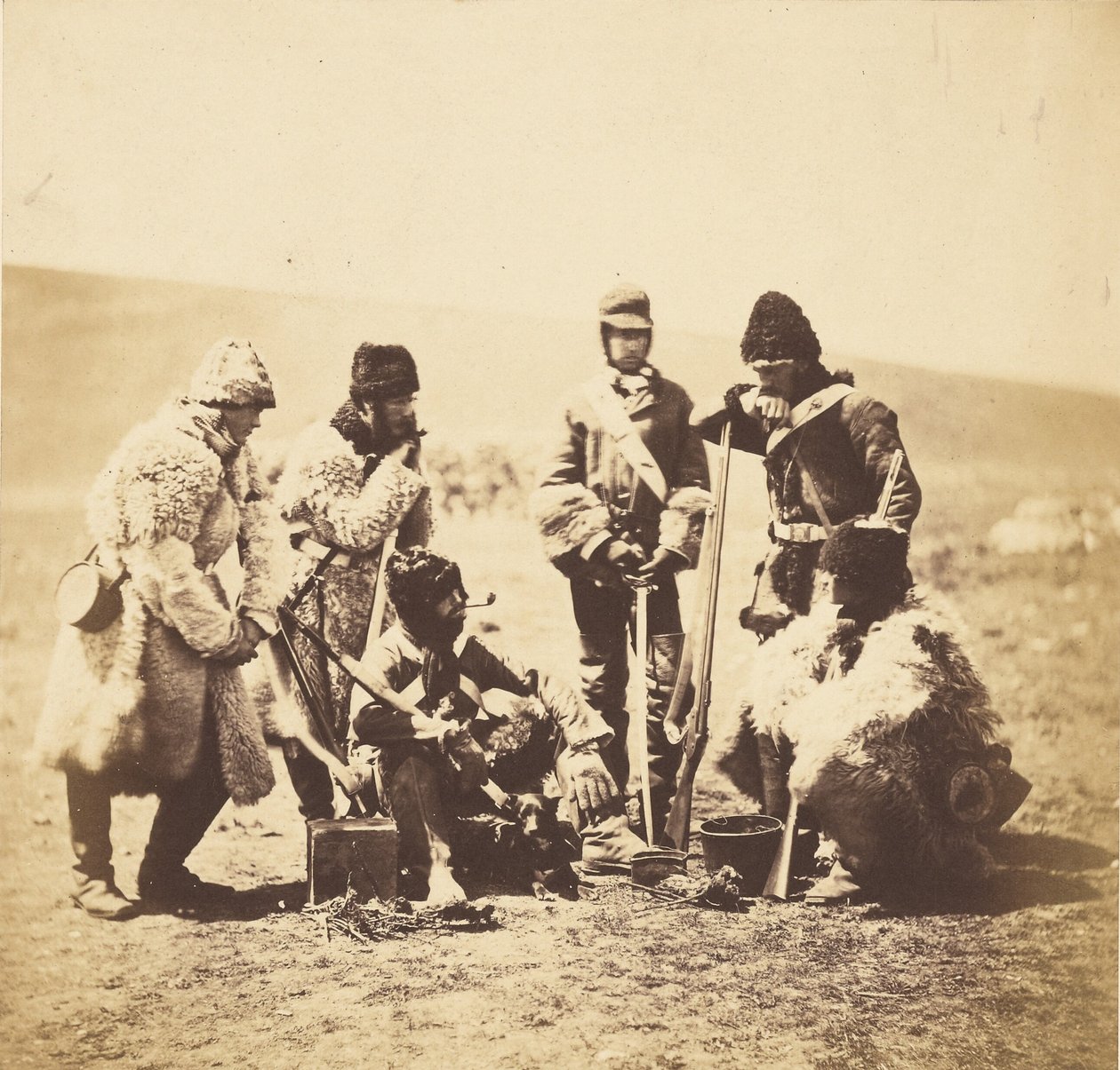 Kapitän Pechell & Männer des 77. Regiments - Winterkleidung von Roger Fenton