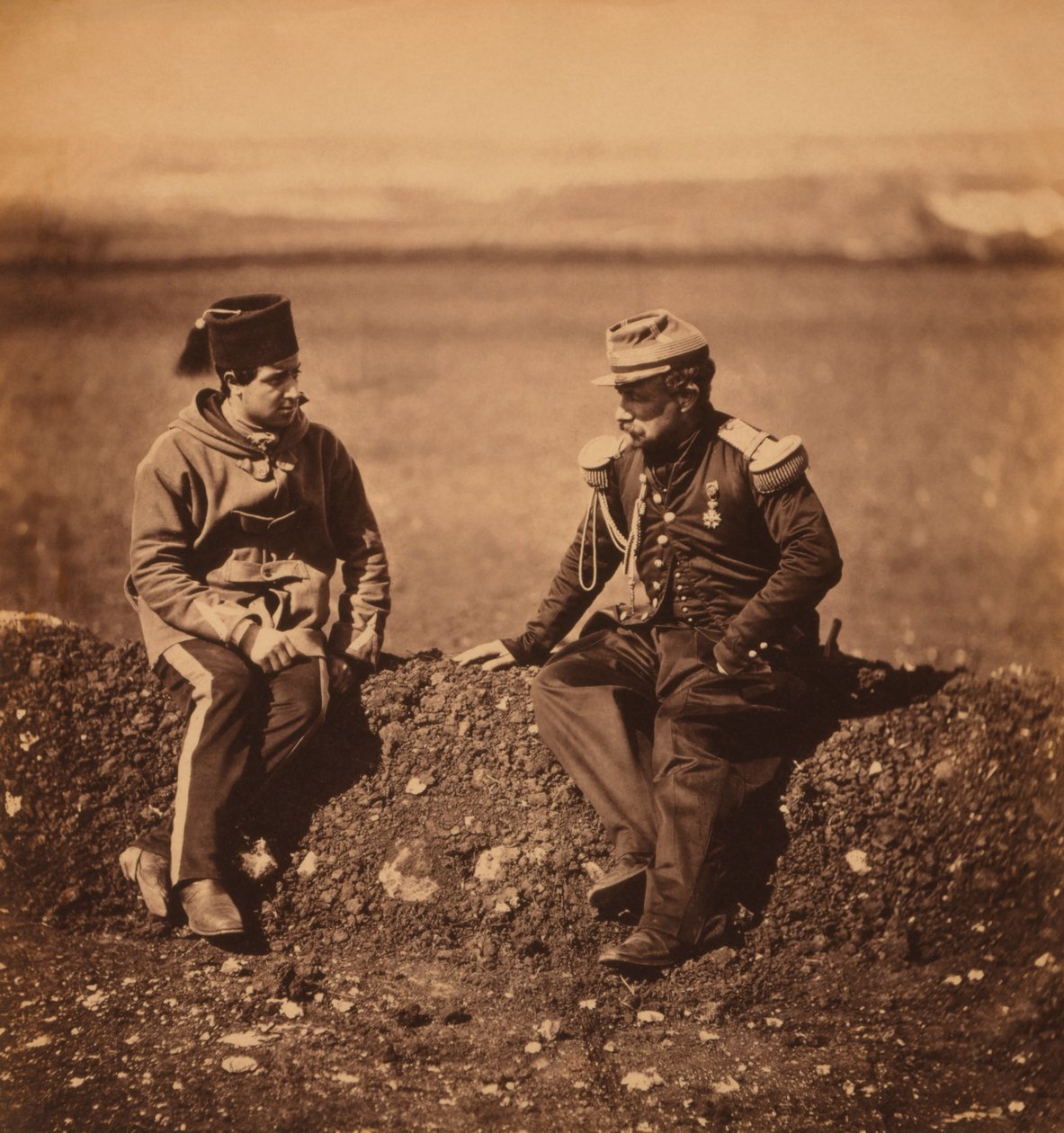 Französischer General Cisse, Stabschef von General Pierre Bosquet, und Adjutant, Porträt während des Krimkriegs, Krim, Ukraine von Roger Fenton