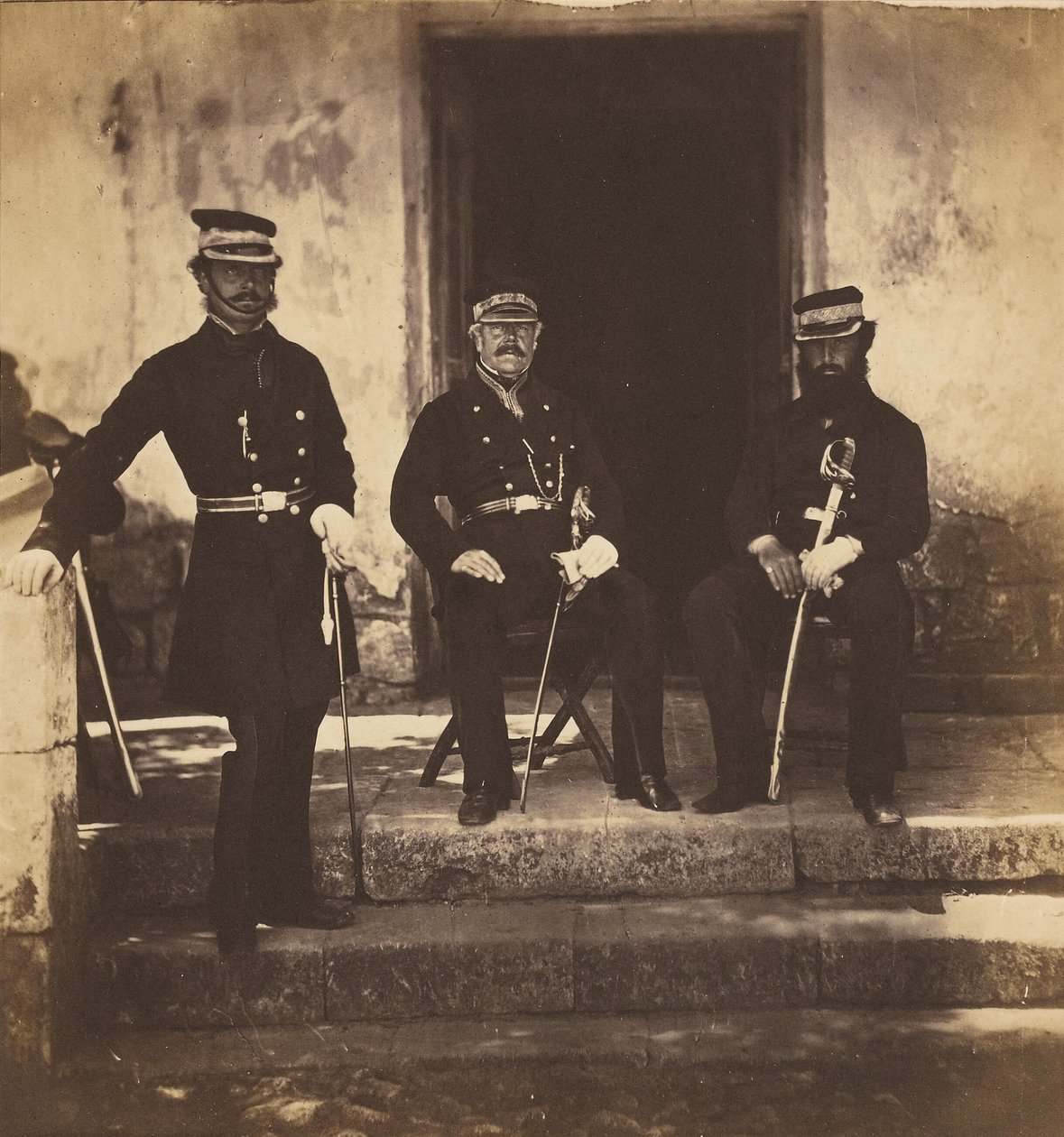 Generalmajor Lockyer und zwei seiner Stabsoffiziere von Roger Fenton