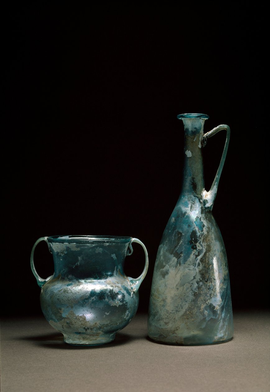 Römische Kunst: Glasflaschen. 1. und 2. Jahrhundert n. Chr. Museo Nacional de Arte Romano Madrid von Roman