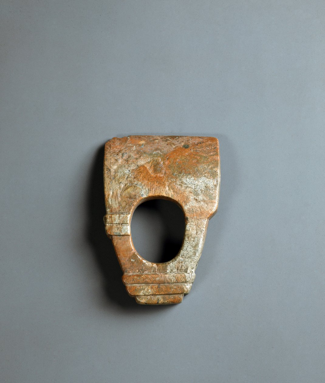 Roter Granit-Hackring, Jomon-Periode 10000-300 v. Chr. von Japanese School