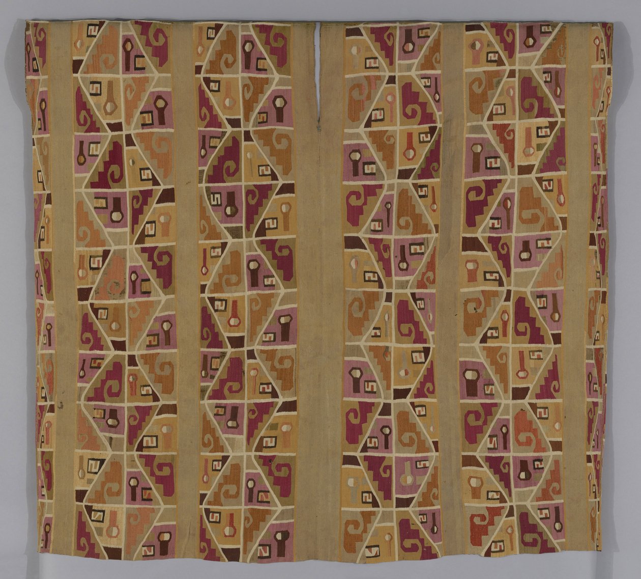 Tunika, 600-800 von School Peruvian