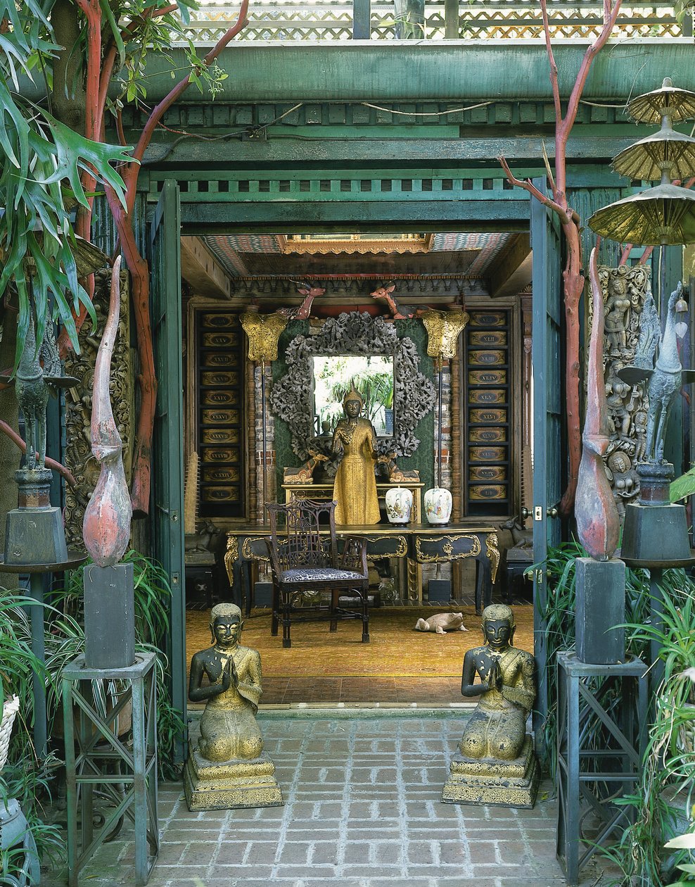 Paar thailändische Dachornamente von School Thai