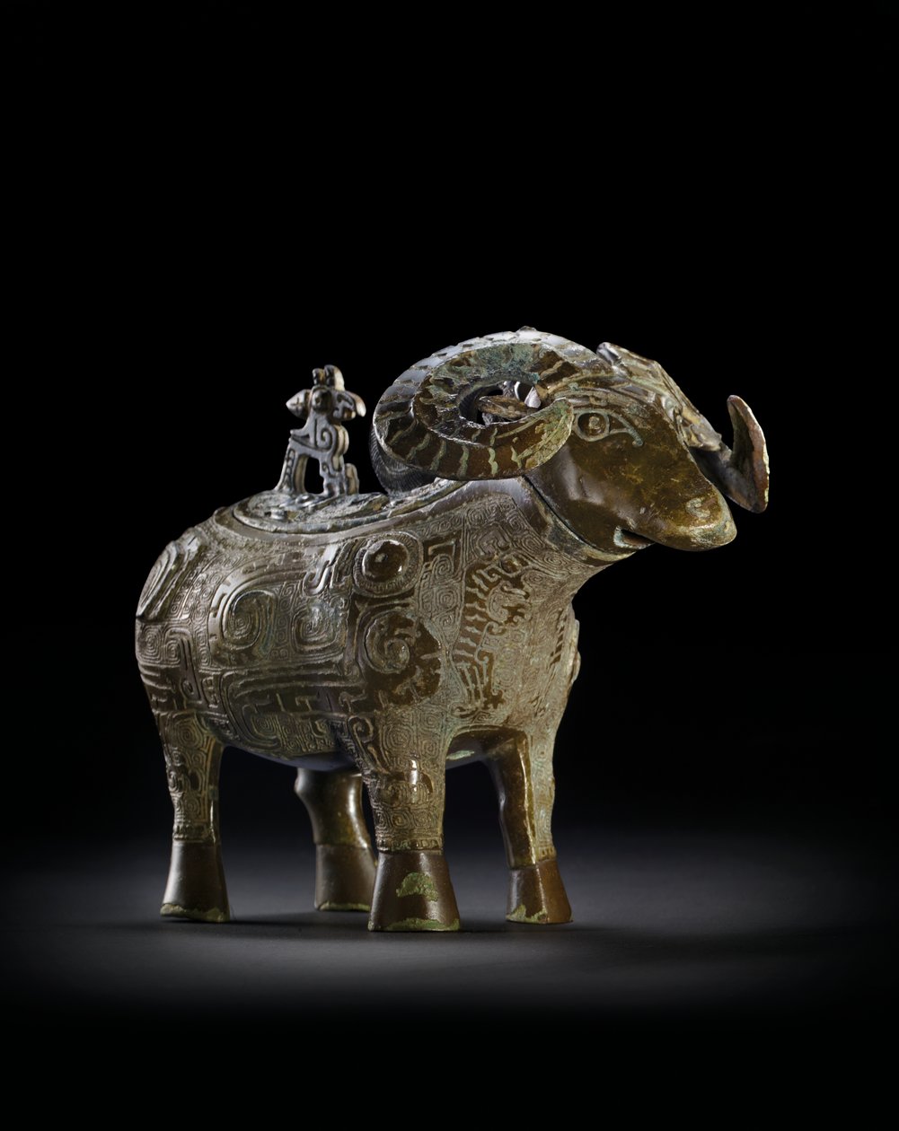Rituelles Widder-Weingefäß, Gong von Shang Dynasty Chinese School