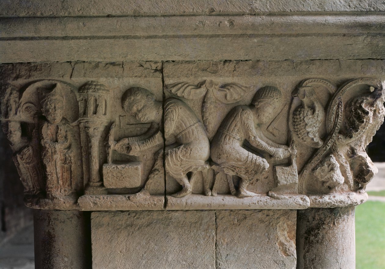 Detail eines Kapitells, das Steinmetze bei der Arbeit darstellt von Spanish School