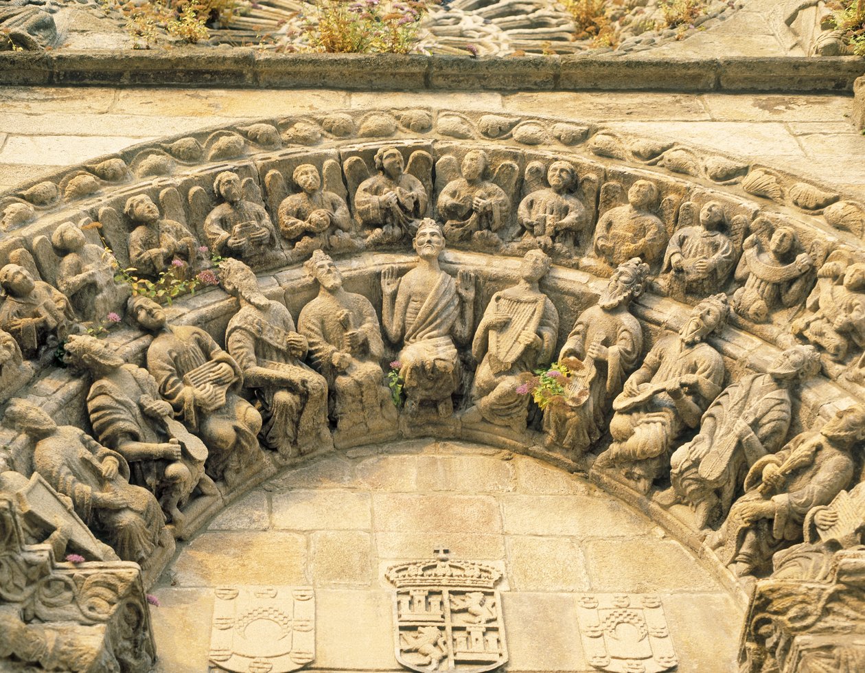 Portaltympanon der Kirche San Martin, Noia (Detail) von Spanish School