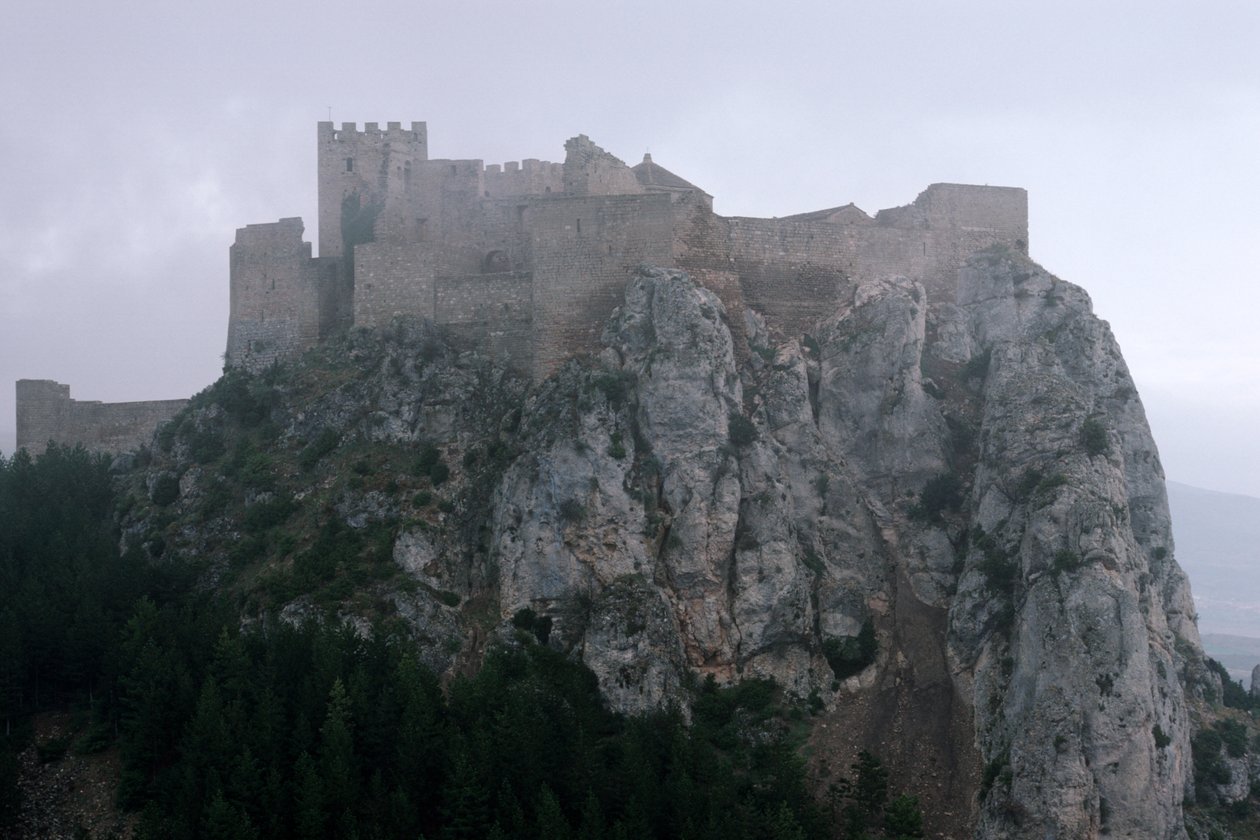 Ansicht der Burg Loarre, erbaut im 11.-13. Jahrhundert von Spanish School