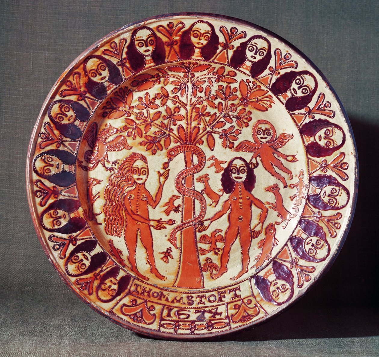 Adam und Eva Schlickerware Teller, Nord-Staffordshire, 1674 von Thomas Toft