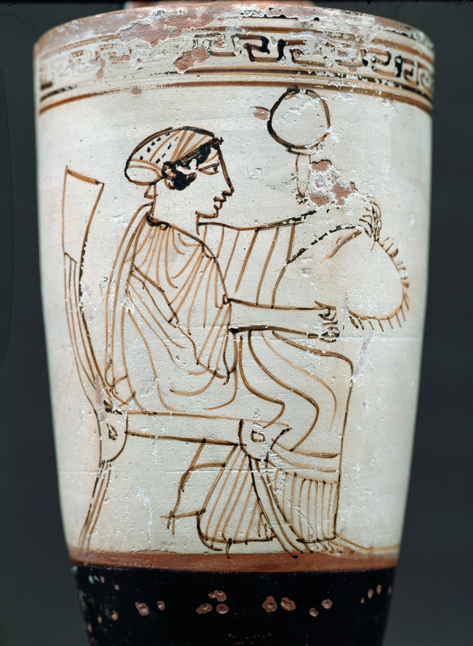 Attische weiße Lekythos, die eine Frau zeigt, die einen Kranz flechtet, ca. 475-420 v. Chr. von Tymbos Painter