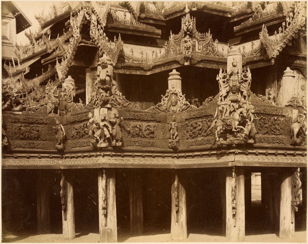 Kloster oder Pagode, Detail, wahrscheinlich Mandalay, späte 19. Jahrhundert von Unbekannt Unbekannt