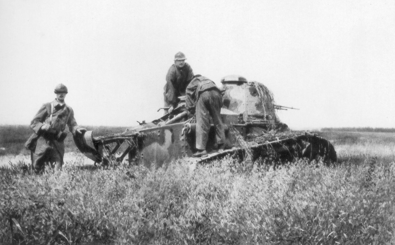 Ein kaputter französischer Leichtpanzer, Villers-Cotterets, Aisne, Frankreich, 1918 von Unbekannt