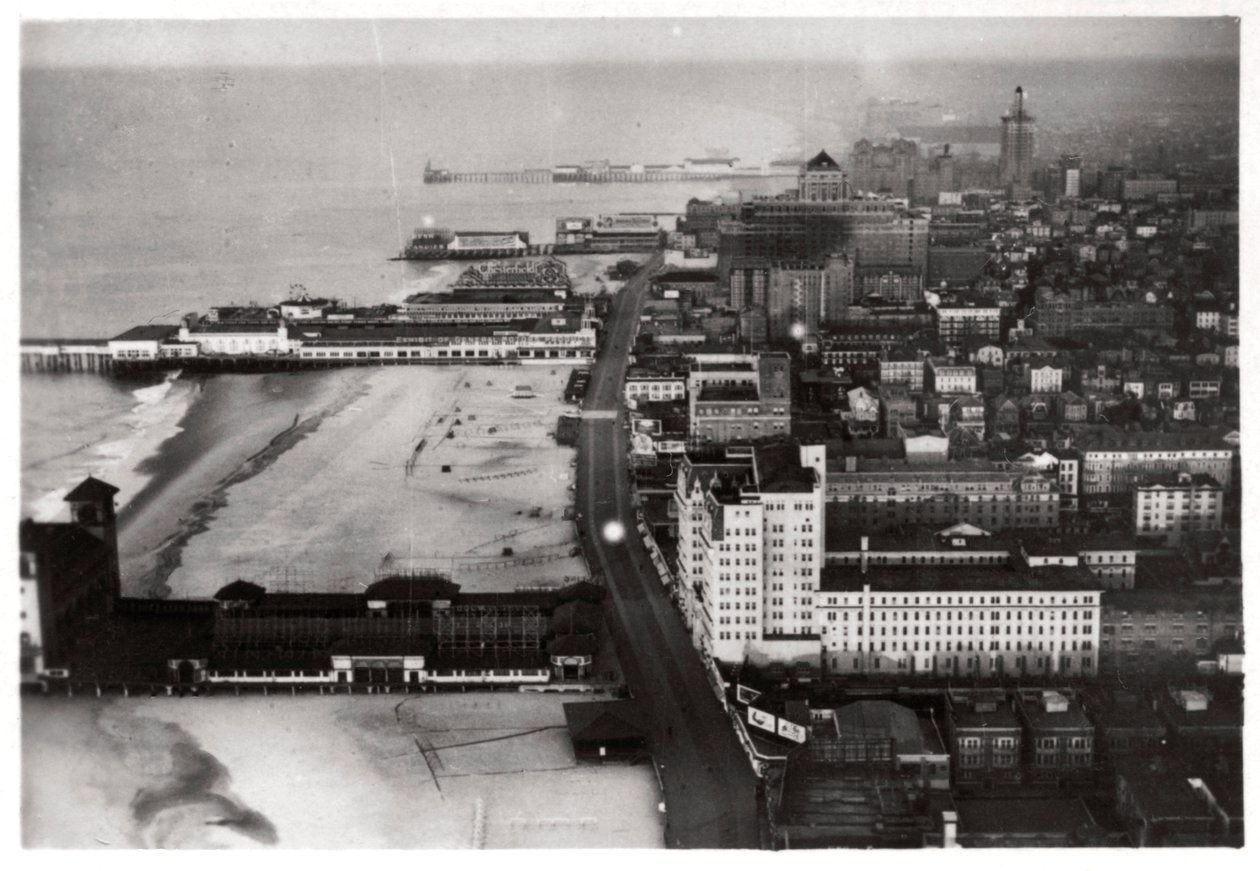 Luftaufnahme von Atlantic City, New Jersey, USA, aus einem Zeppelin von Unbekannt