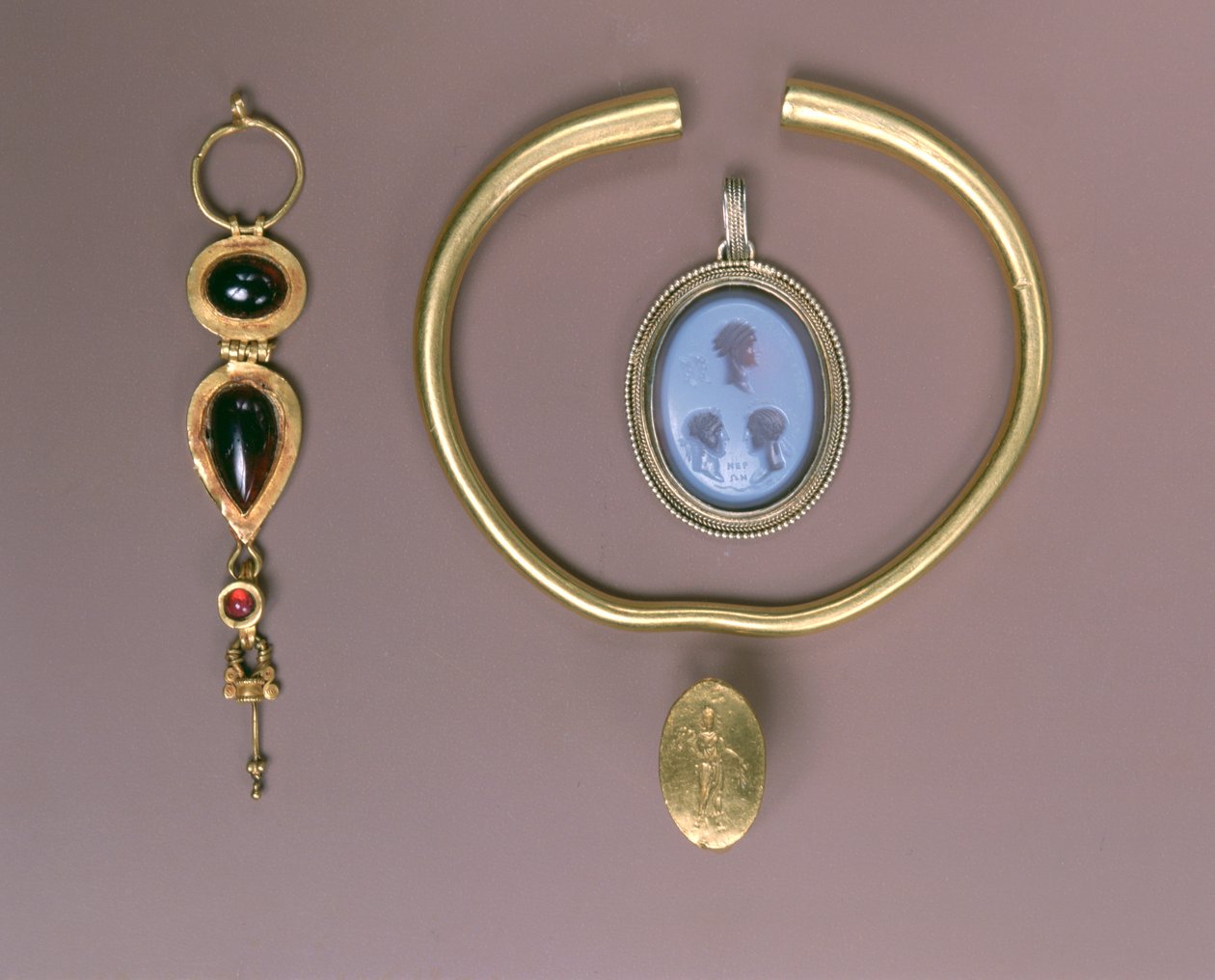 Verschiedener griechischer und römischer Schmuck von Unbekannt