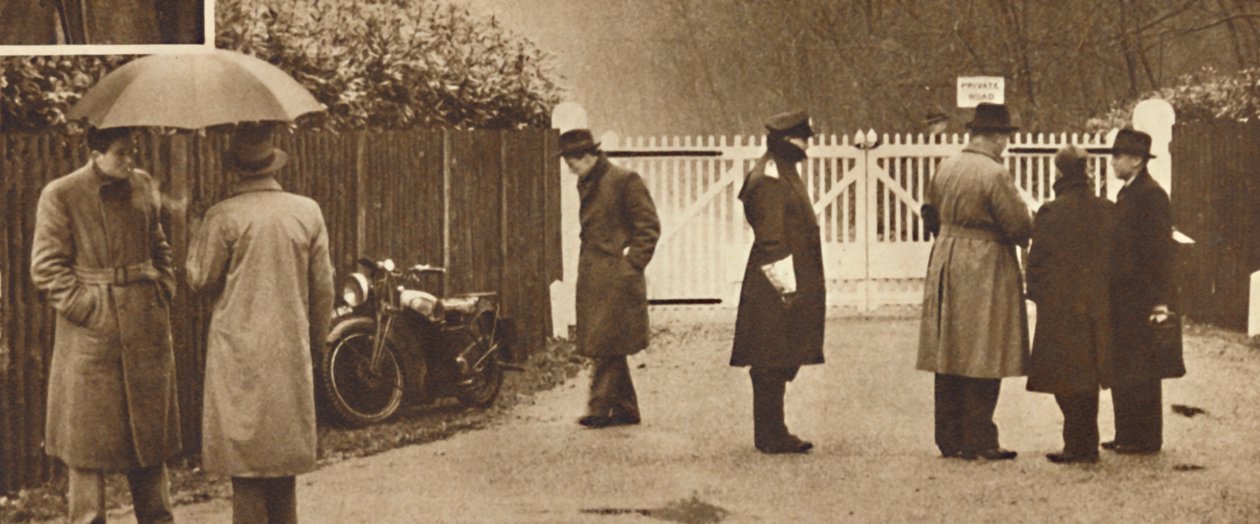 Am Tor, Fort Belvedere, 1936-1937 von Unbekannt