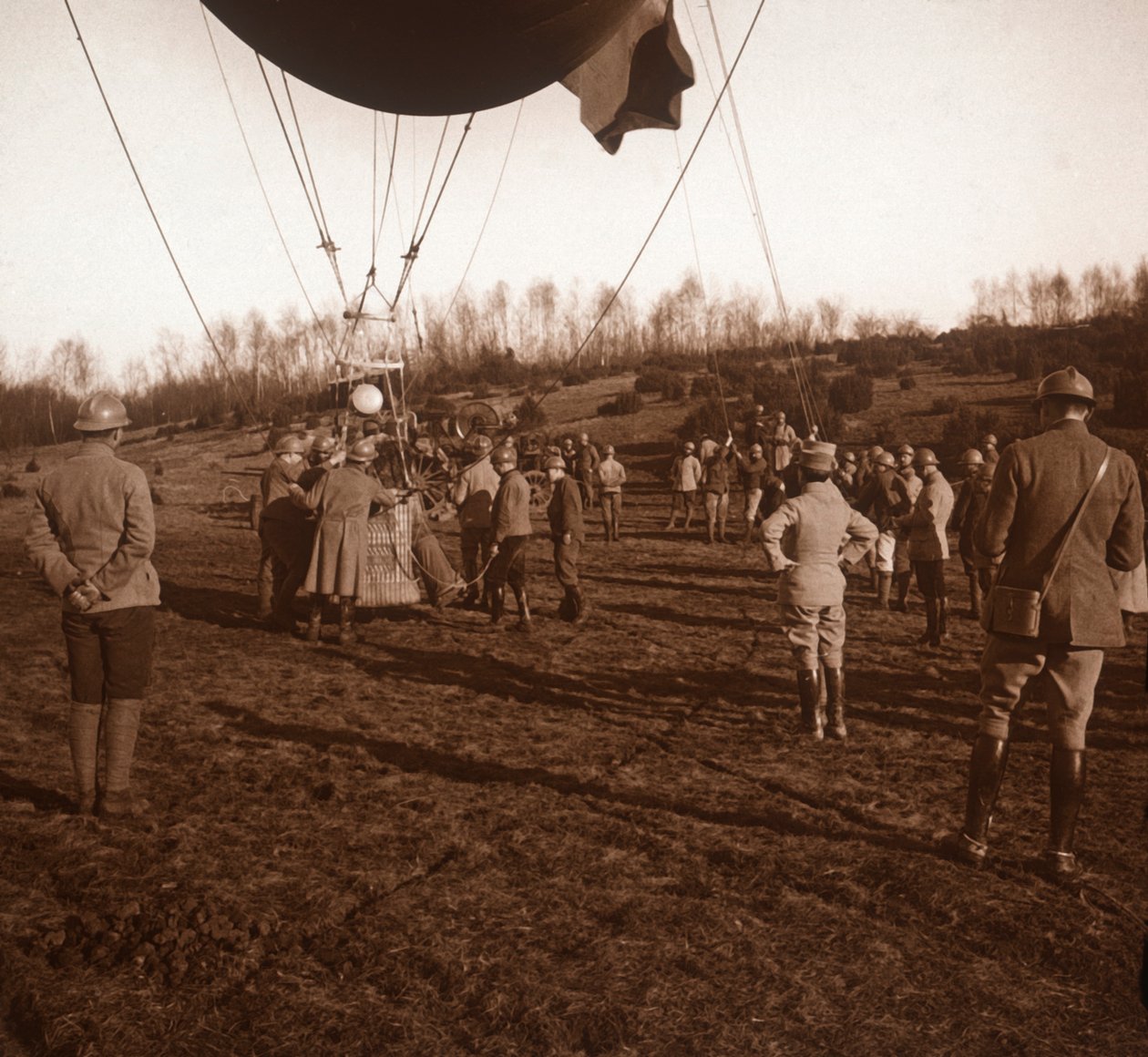 Korb des Sperrballons, ca. 1914-1918 von Unbekannt