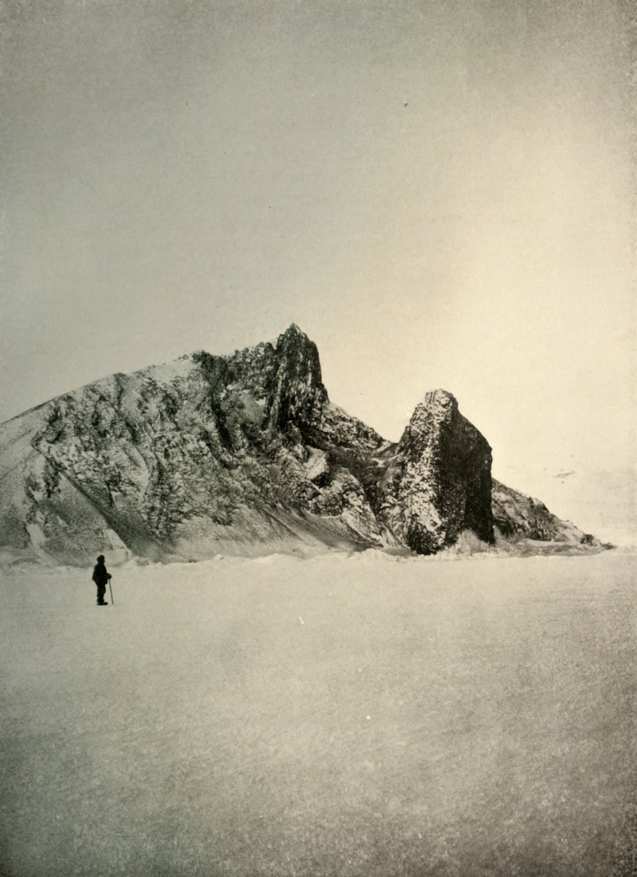Kap Barne. Die Säule im rechten Vordergrund ist vulkanisch, um 1908, 1909 von Unbekannt