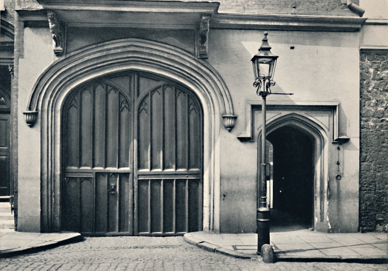 Charterhouse. Außenansicht des Eingangstors, 1925 von Unbekannt
