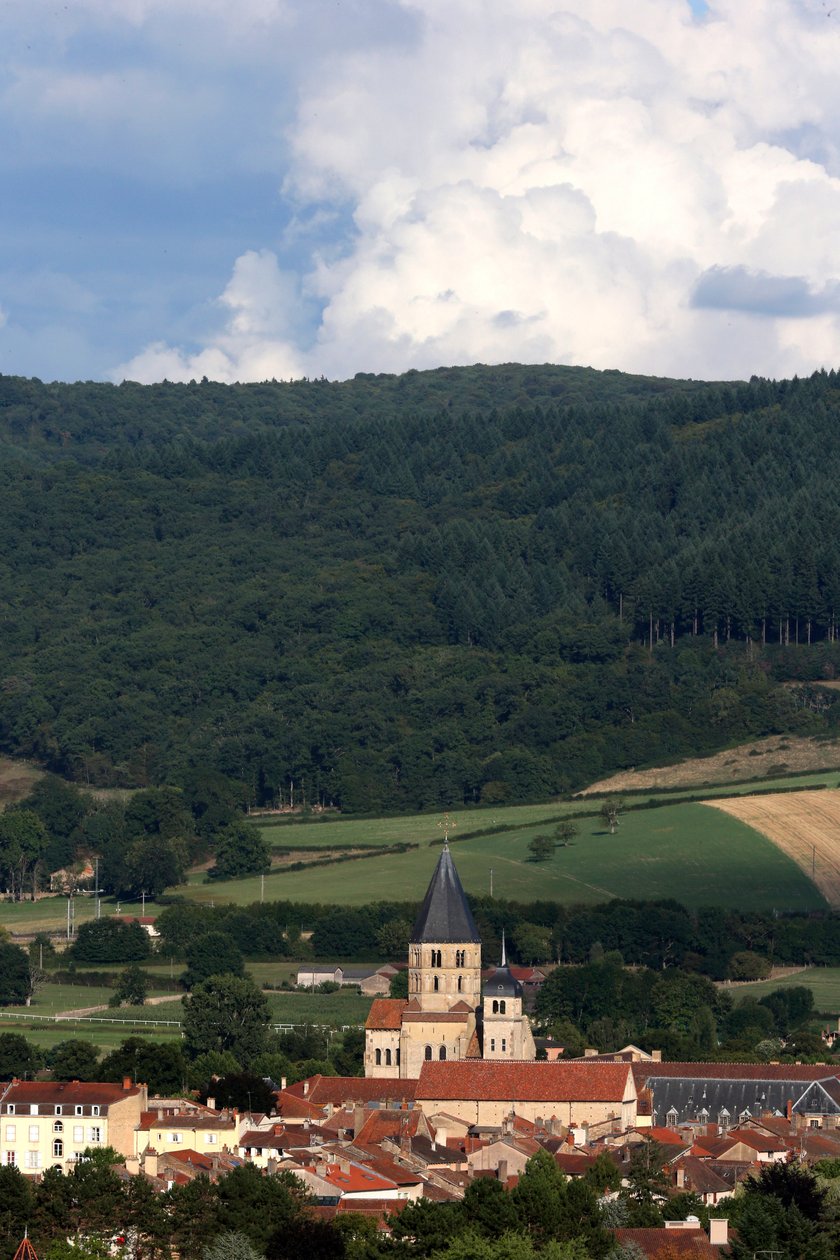 Cluny, Saone-et-Loire, Frankreich, 16.08.2015 - Cluny Abtei, dem heiligen Petrus gewidmet, ein ehemaliges Benediktinerkloster in Cluny. von Unbekannt