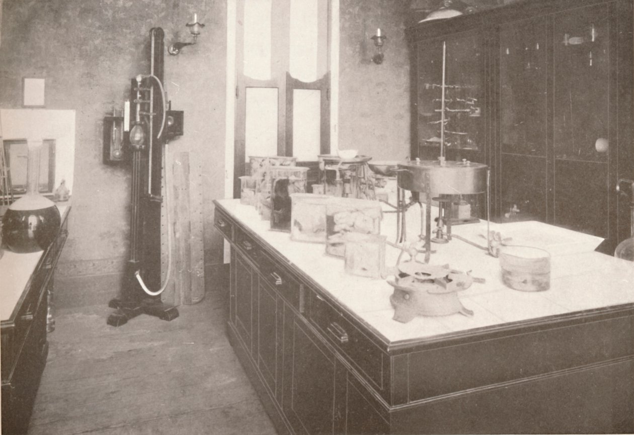 Untersuchungslabor des gerichtsmedizinischen Dienstes, 1914 von Unbekannt
