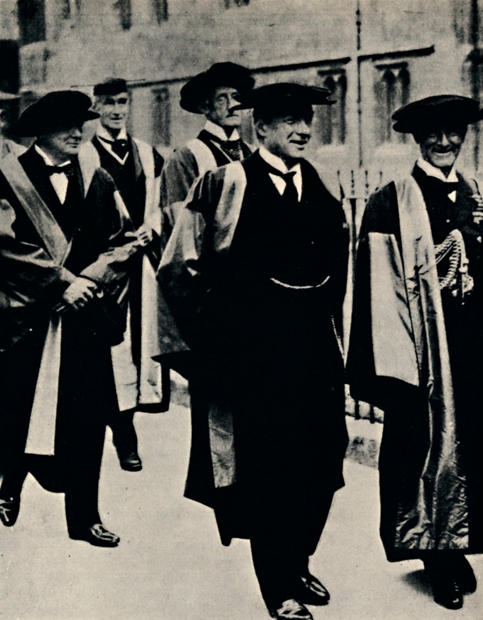Ehrendoktorwürde in Oxford, 1925, 1945 von Unbekannt