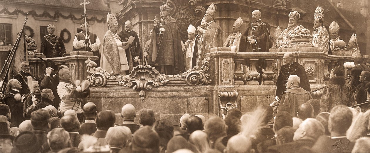 König Karl IV., der seinen Krönungseid in Budapest am 30. Dezember 1916 ablegt, 1916 von Unbekannt