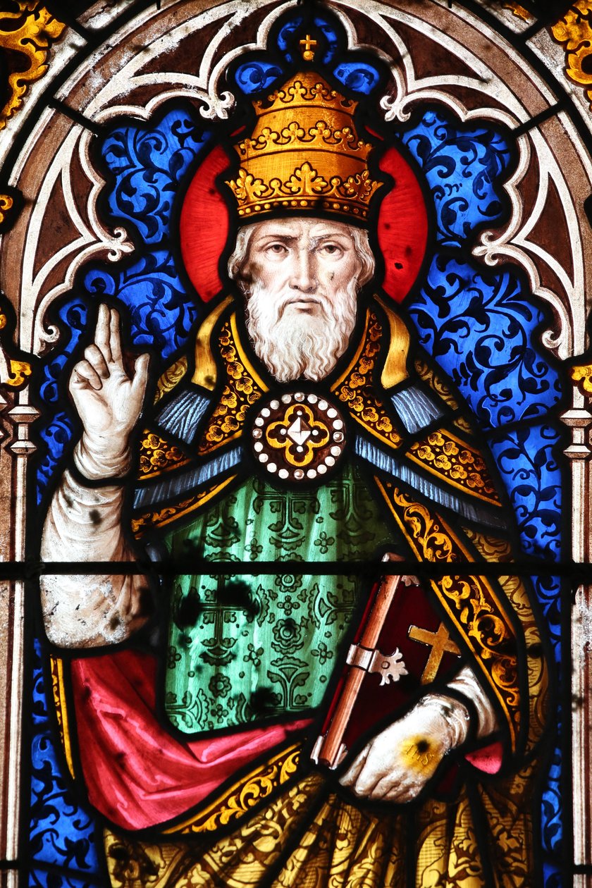 Papst Alexander I. (Papst von 107 bis 116) - Kirche Saint Fargeau: Buntglasfenster von Unbekannt