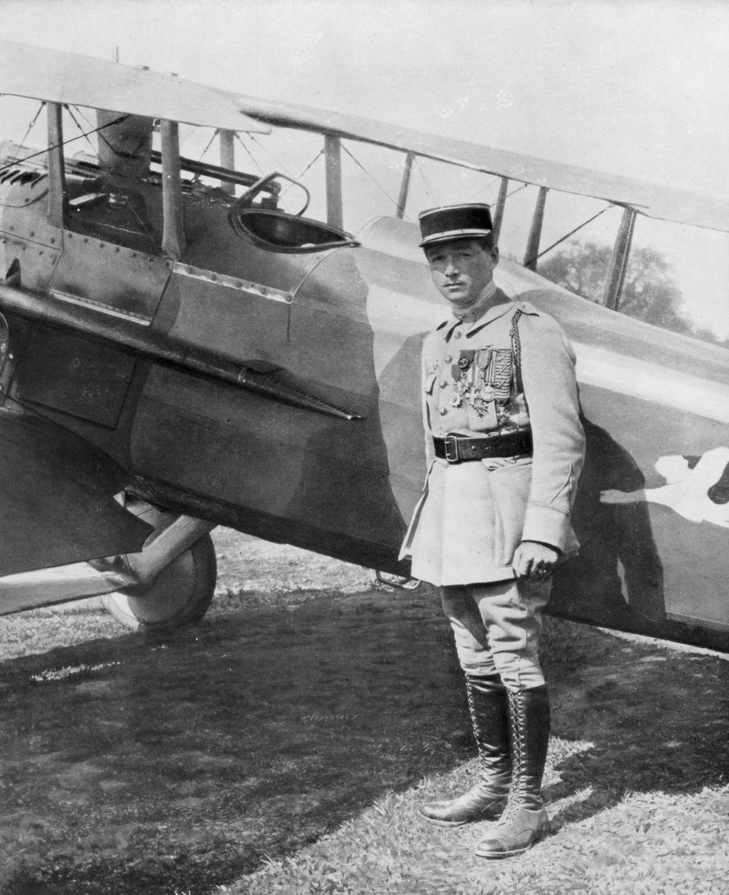 René Paul Fonck, französisches Jagdfliegerass, 1918 von Unbekannt