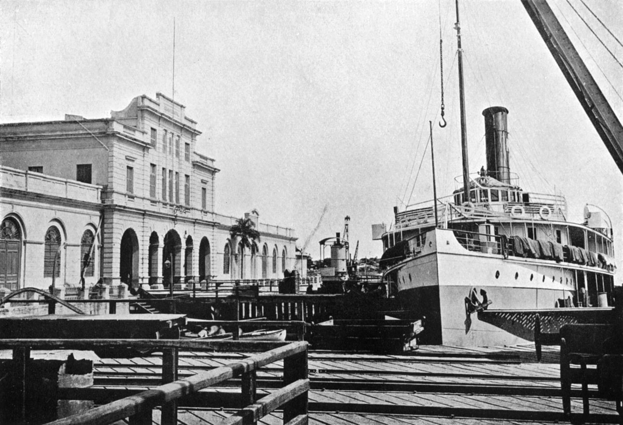 Flussdampfer am Zollhaus, Asuncion, Paraguay, 1911 von Unbekannt