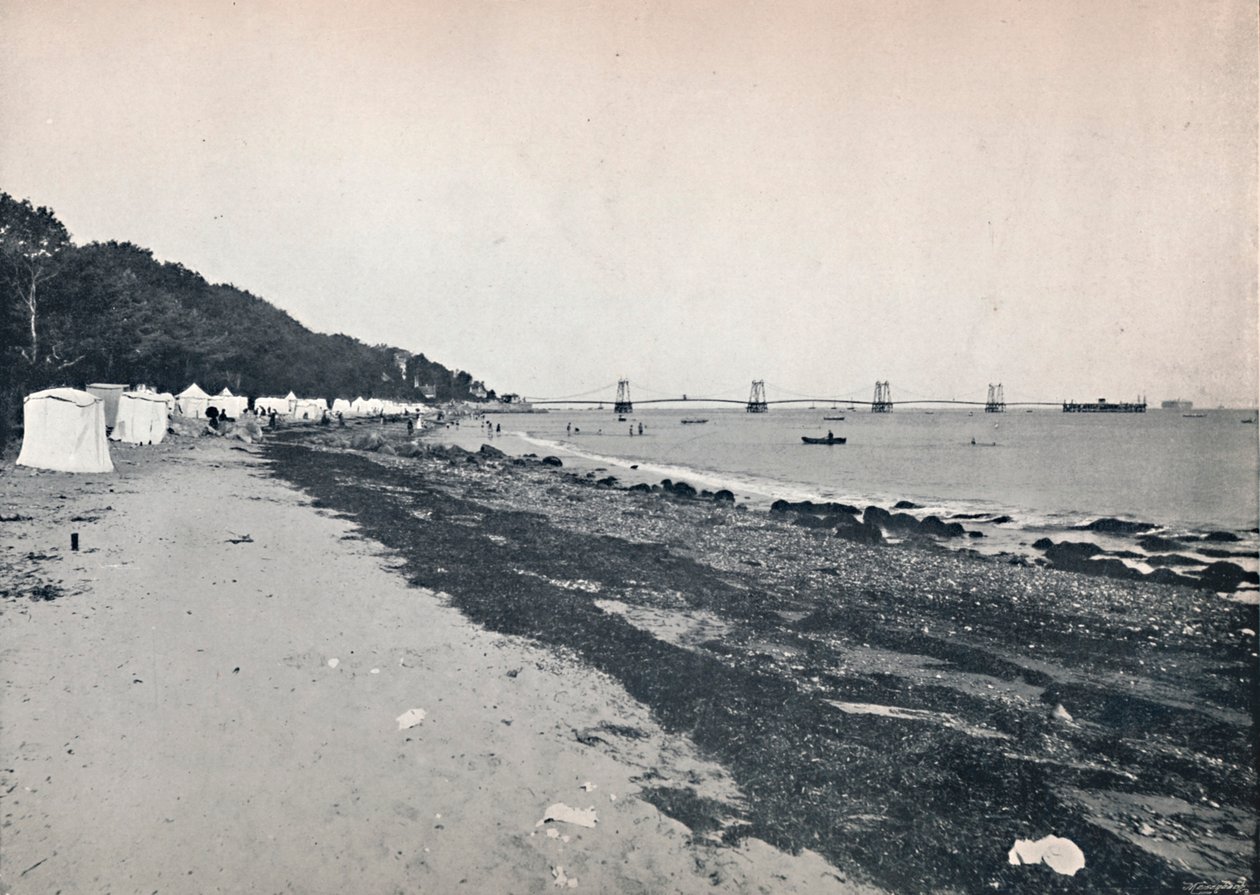 Meeresblick - Der Badestrand und die Hängebrücke, 1895 von Unbekannt