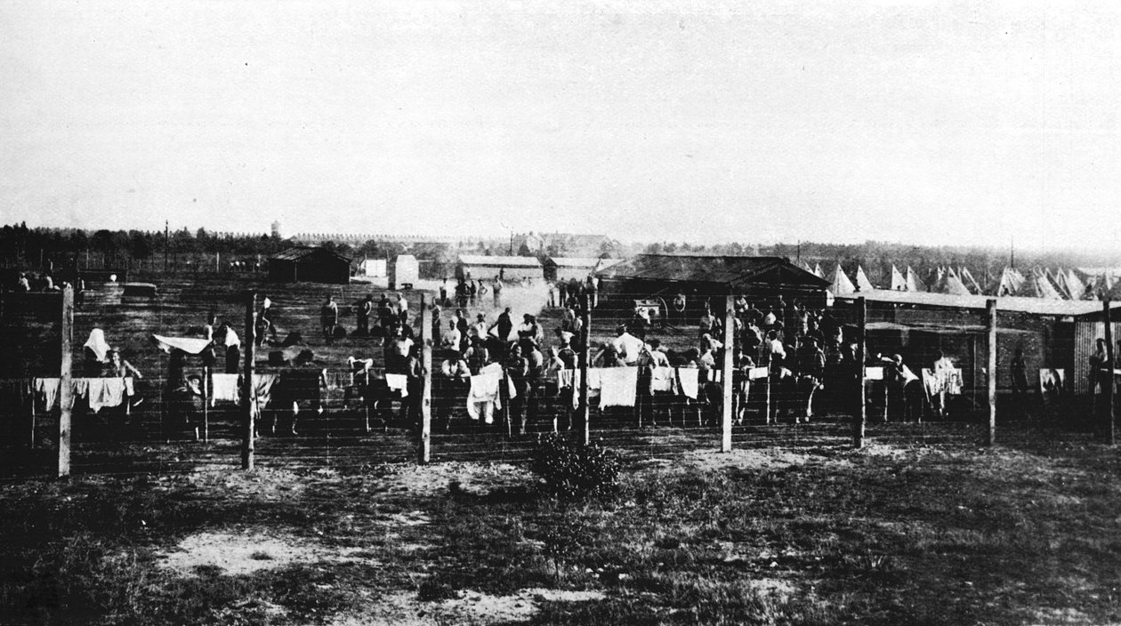 Das Konzentrationslager in Frith Hill, Camberley, 1914, 1915 von Unbekannt