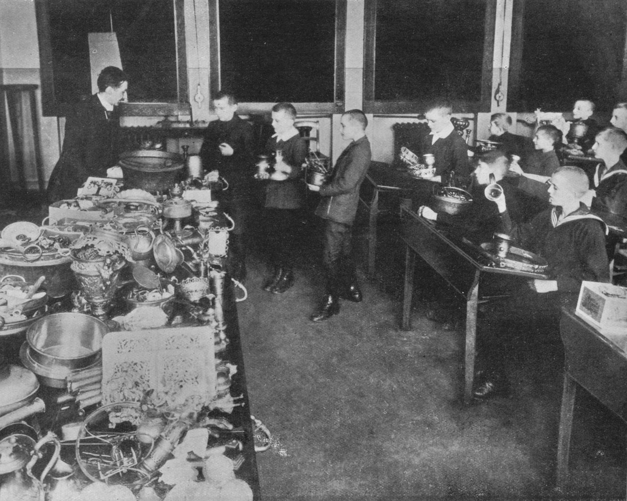 Der Kupfermangel in Deutschland, 1915 von Unbekannt