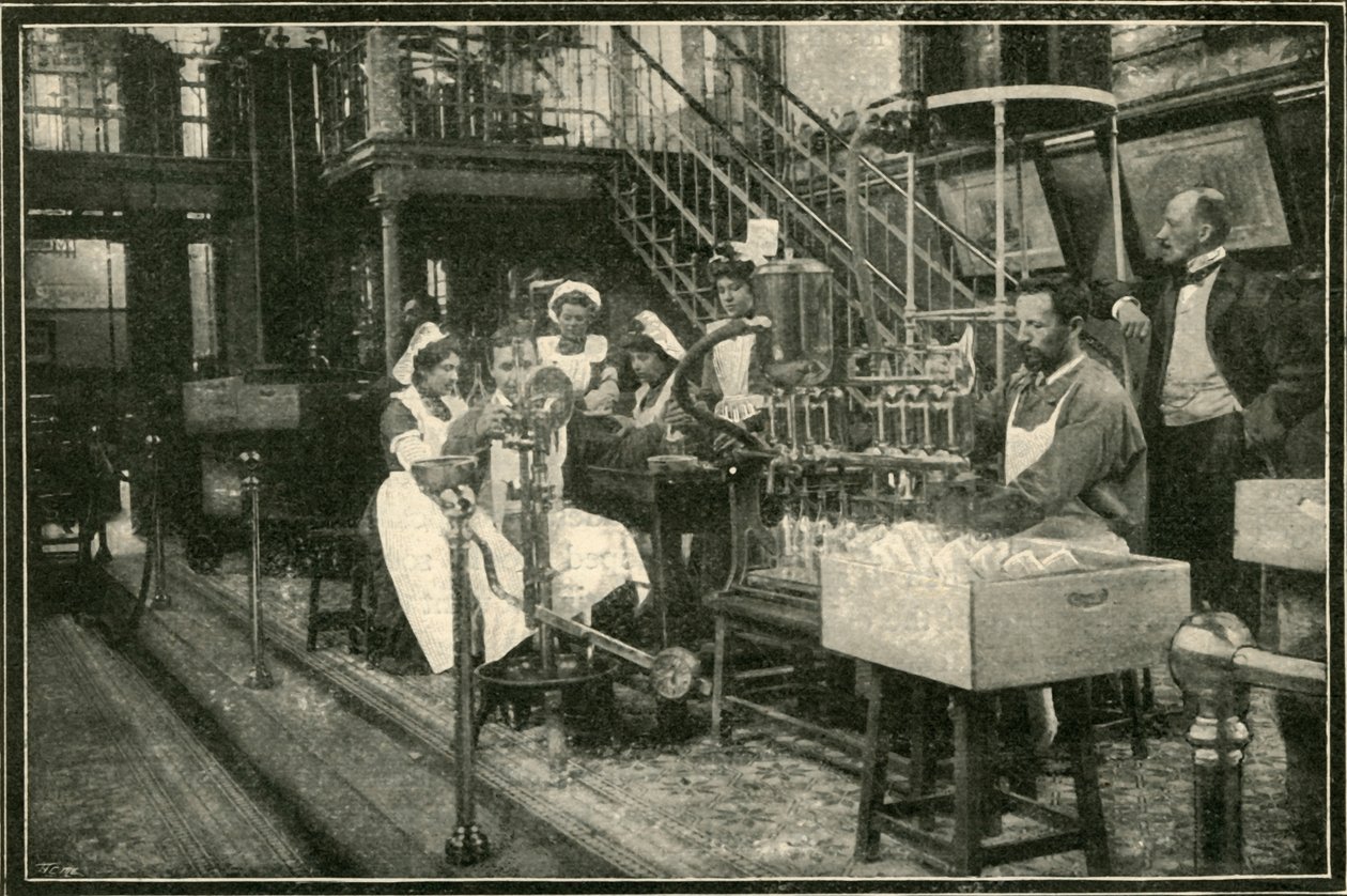 Das ist das Innere einer der Brennereien des Zaren, 1901 von Unbekannt
