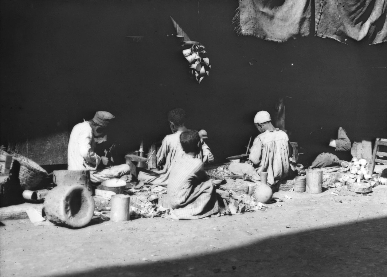 Zinnarbeiter, Kairo, Ägypten, späte 19. oder frühe 20. Jahrhundert von Unbekannt