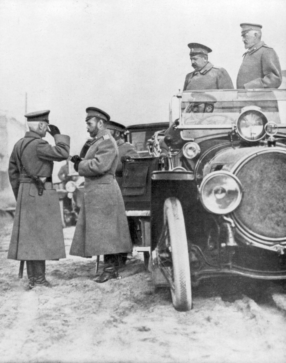 Zar Nikolaus II. besucht die russische Front, Mai 1915 von Unbekannt