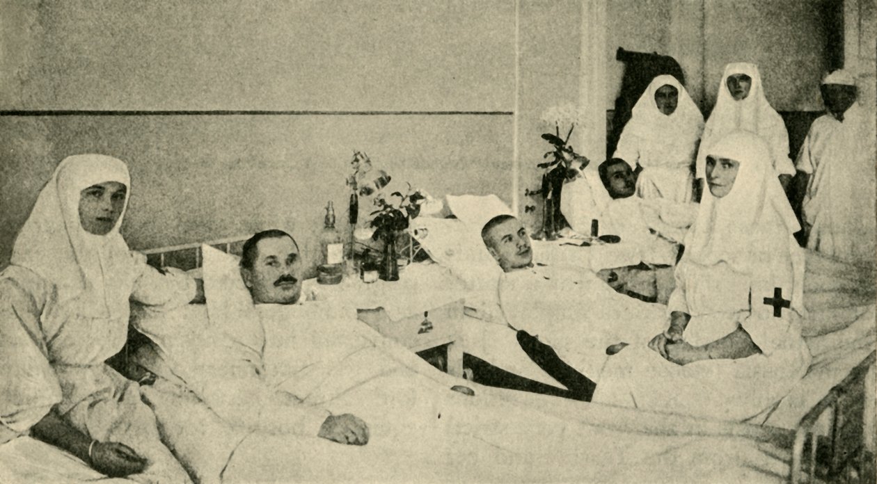 Zarin Alexandra pflegt verwundete Soldaten, 1914, ca. 1920 von Unbekannt
