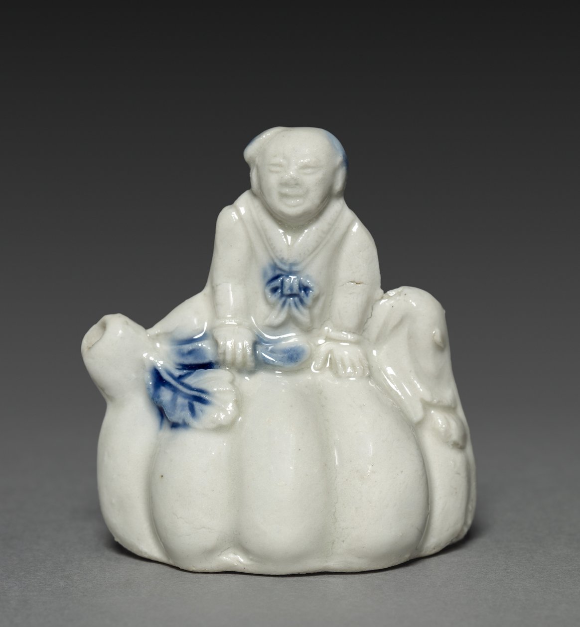 Wassertropfer in Form eines sitzenden chinesischen Jungen auf einem Kürbis, 18.-19. Jahrhundert von Unbekannt